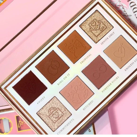 P..Louise Wedding Wish Love Tape Eyeshadow Palatte - Picture 4 of 8